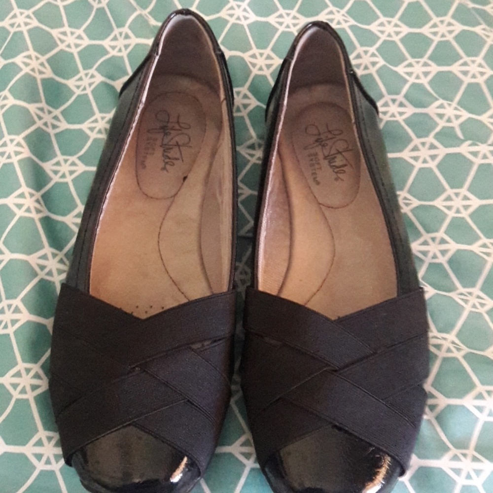 Life Stride Soft flats